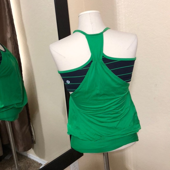 LULULEMON T-SHIRT WITH SPORT BRA GREEN AND BLUE - Picture 2 of 3